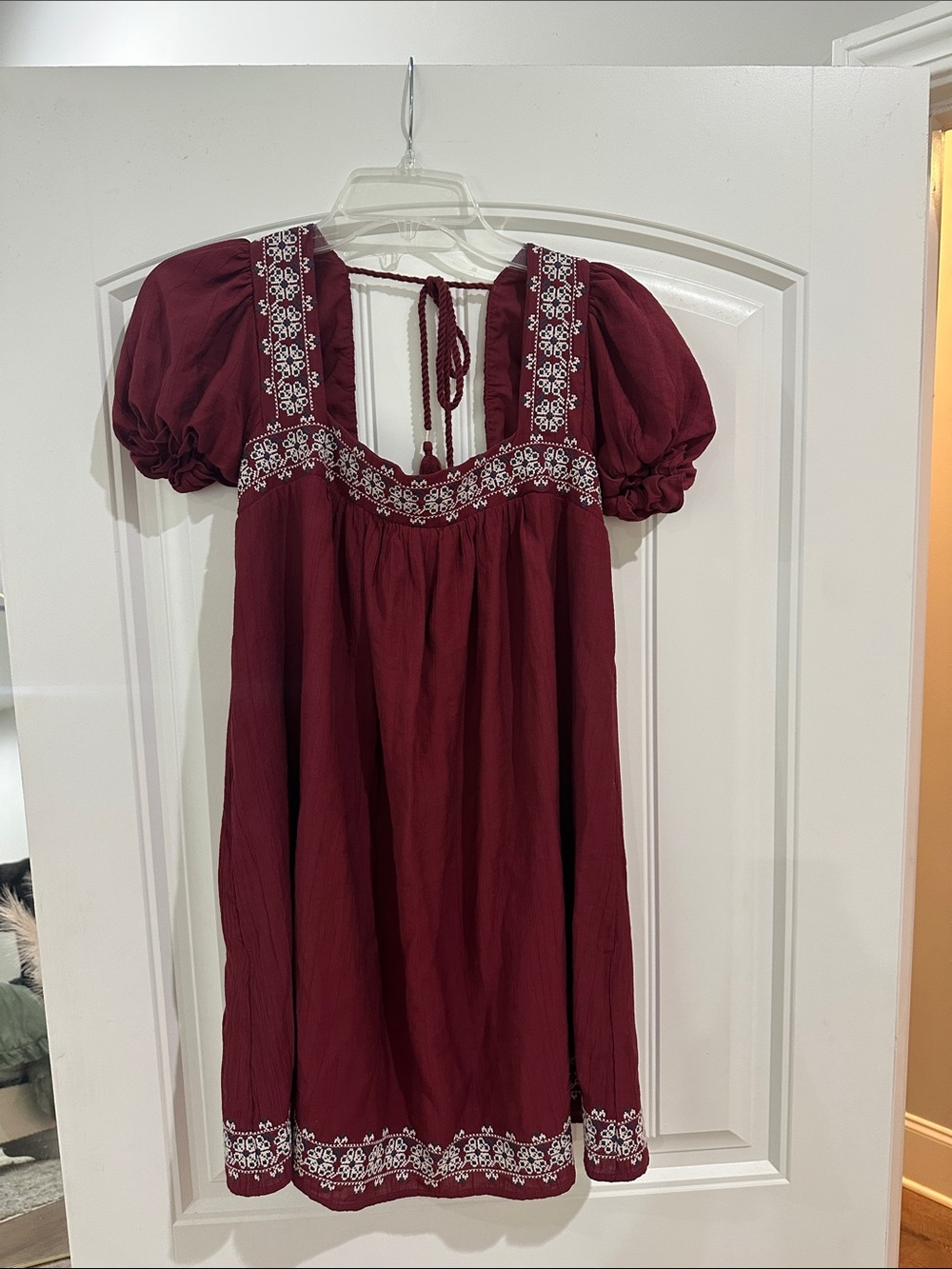 Abercrombie & Fitch Burgundy Puff-Sleeve Embroidered Mini Dress